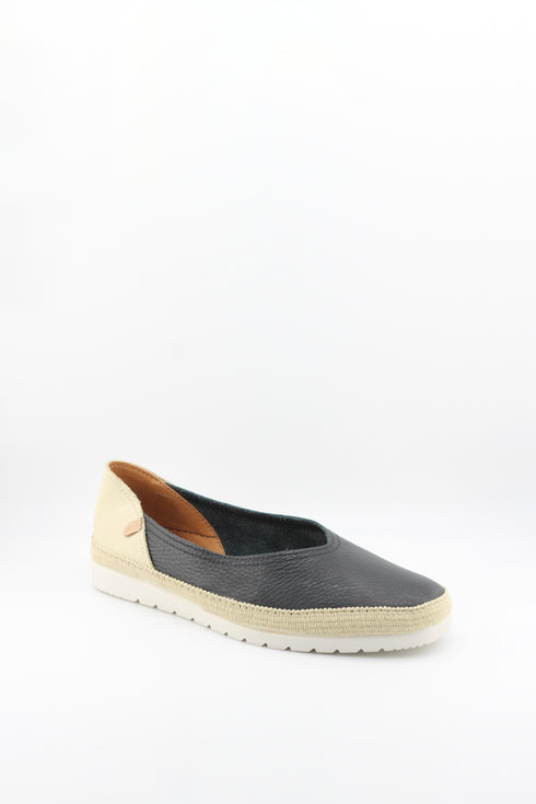 Verbenas Classic Canvas Slip-On Espadrilles